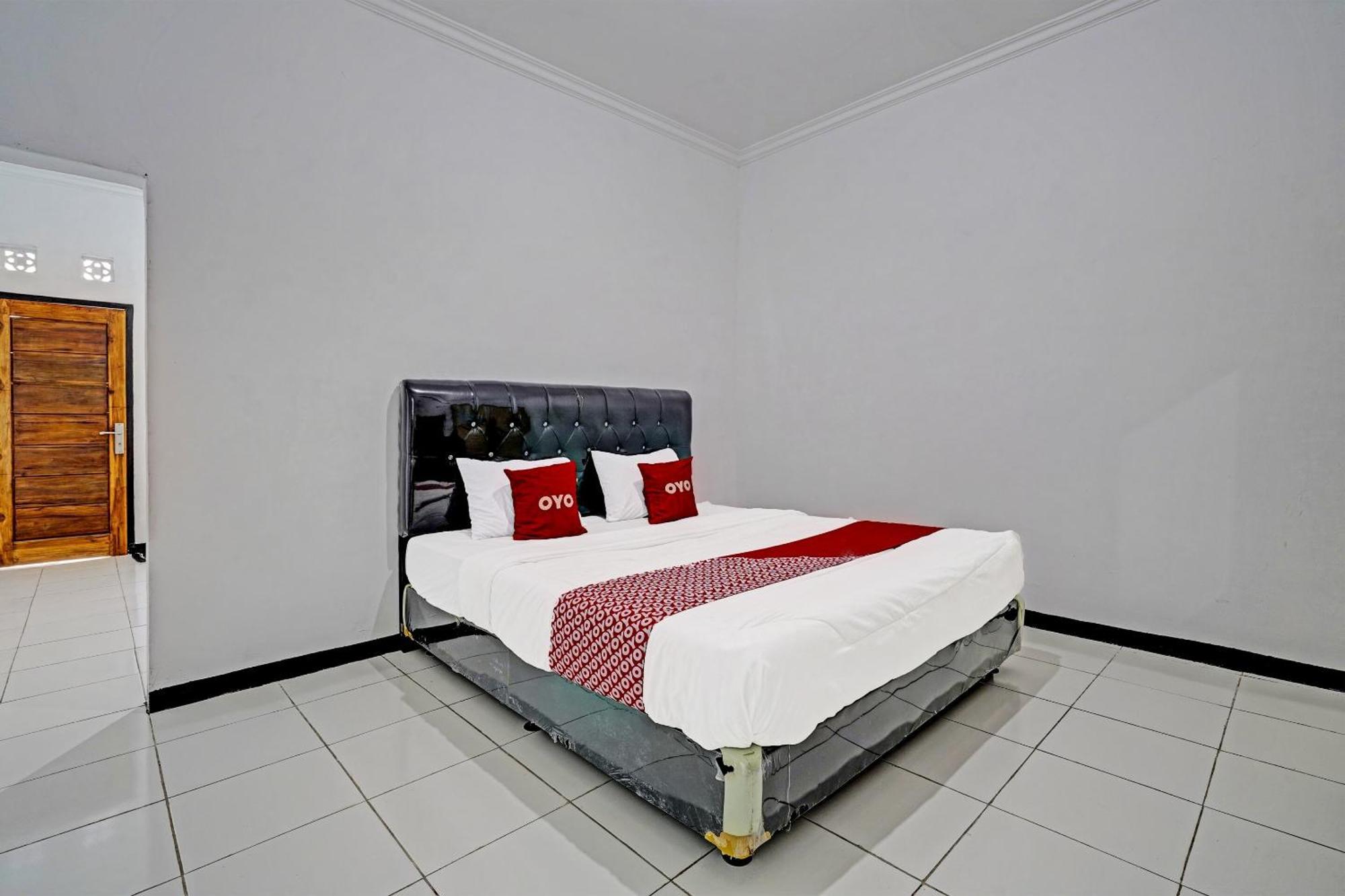 Pameungpeuk  Oyo 91334 Permata Papua Guest House מראה חיצוני תמונה