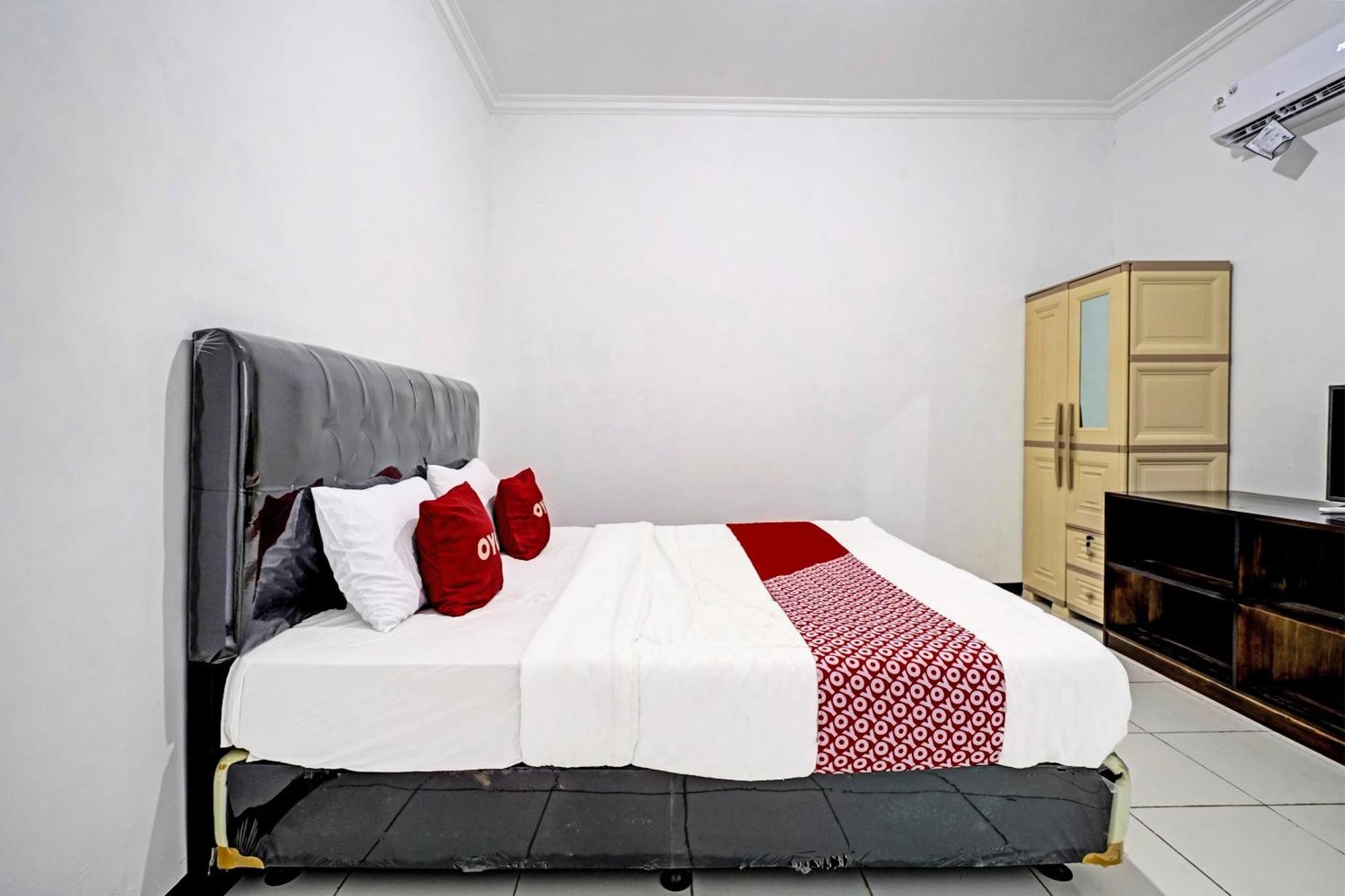 Pameungpeuk  Oyo 91334 Permata Papua Guest House מראה חיצוני תמונה