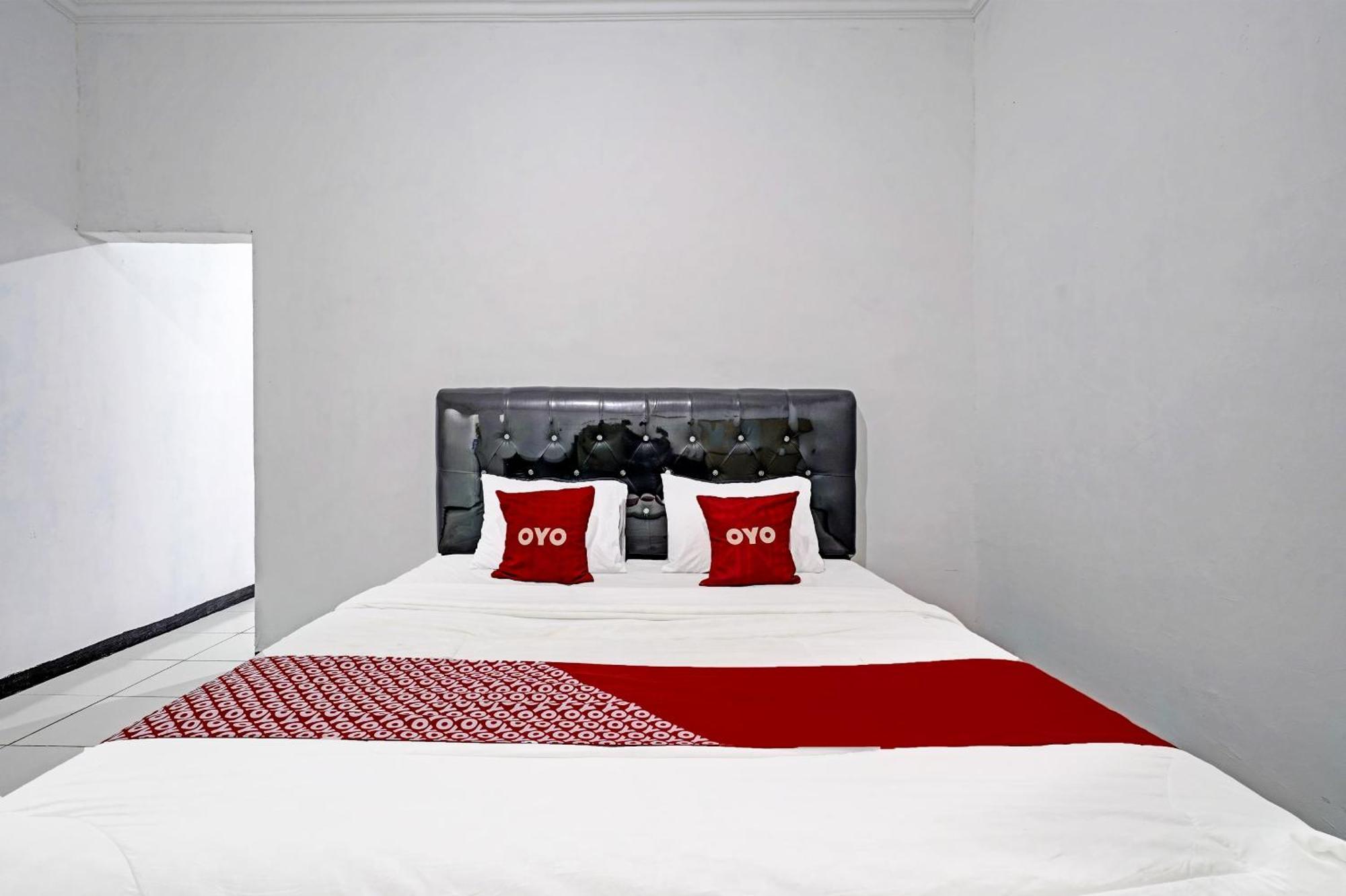 Pameungpeuk  Oyo 91334 Permata Papua Guest House מראה חיצוני תמונה