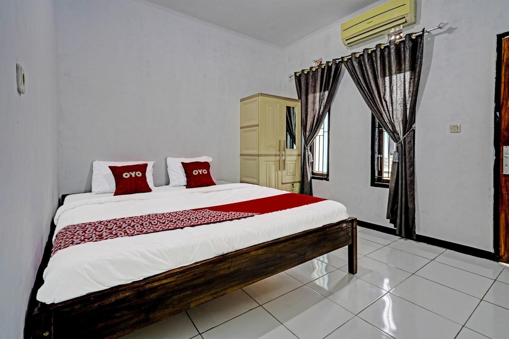 Pameungpeuk  Oyo 91334 Permata Papua Guest House מראה חיצוני תמונה